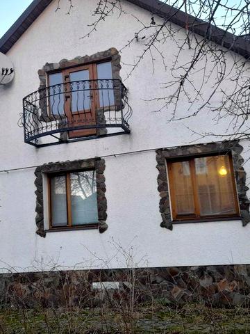 Продам будинок в Ратне