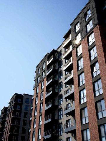 Продам 2 кімнатну квартиру у зданому будинку ЖК WEST TOWERS