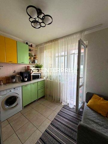 Продаж 1 кімнатної квартири вул. Георгія Гонгадзе  (Виноградар)