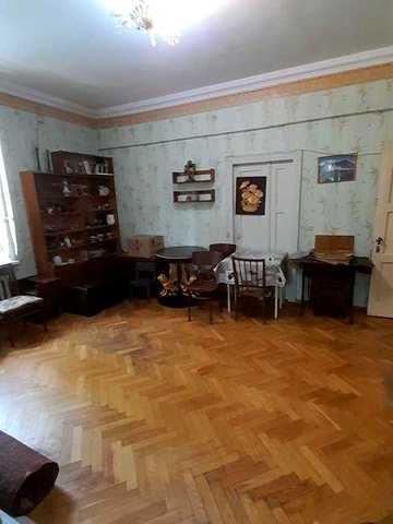 Продаж 3-кімн.сталінки,ст.м."Політехнічний інститут"