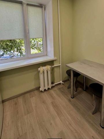 Зупинка Чайковського після ремонту поруч АТБ