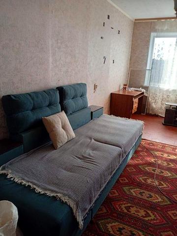 Оренда трьохкімнатної квартири по Українській!