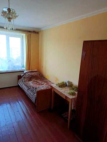 Трикімнатна квартира, Мукачево, вул. Свято-Михайлівська