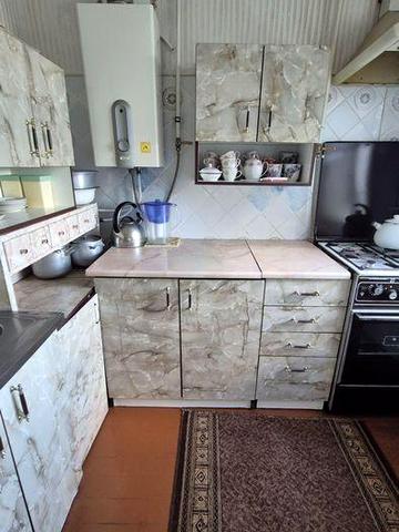 Продаж двокімнатної квартири  з гаражем