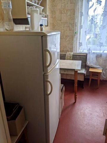 Здається 2 кімнатна біля метро Харківської Ревуцького 24