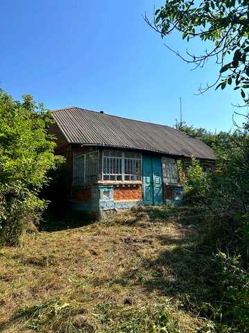 Продам будинок в селищі Іванопіль.