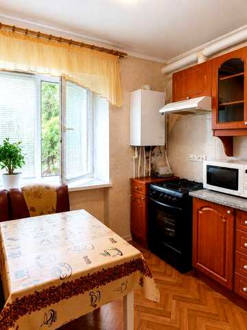 Продаж затишної квартири в с. Пшеничне