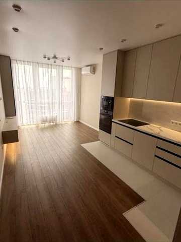 Продам дизайнерську 1-кімнатну квартиру 49 м² у ЖК Dibrova Park. Власник. Ремонт робили для себе, ніхто не проживав. ЖК Діброва Парк