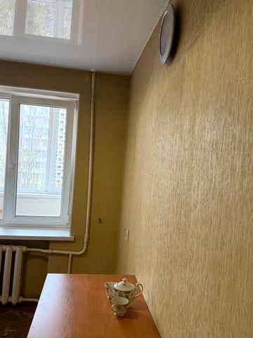 Здам в арендуКвартира 3х комнатна , центр Черкаси ,  вул. Грушевского 37 , 70/45/10 с/у раздельний , два балкона , середній поверх ,