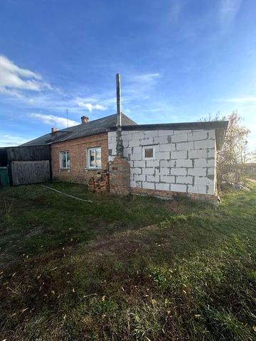 Частина будинку цегляний
