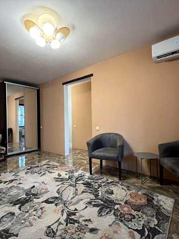Продаж 1к Квартира Космонавтів вулиця