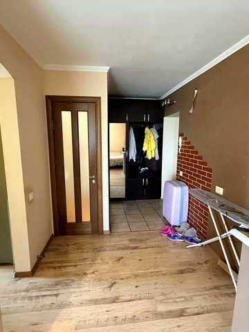 Продаж 1-к квартири 7/9 вул Космонавтів