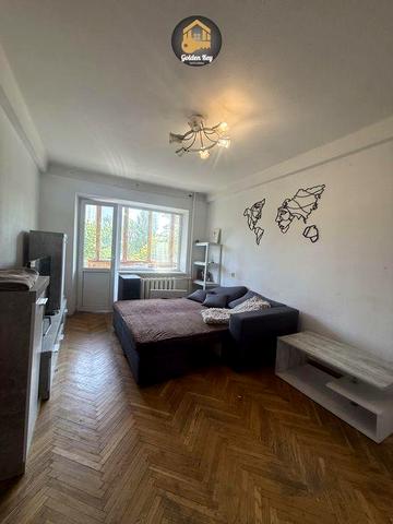 Оренда 2-х кімнатної квартири , 4 поверх , ГАЗ , пр. Алішера Навої , 76 , метро Дарниця