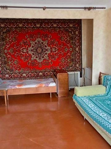 Продам 1 к. квартиру пр. Александровский