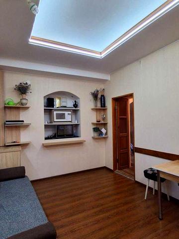 Продаю  квартиру  район Ц. Рынка