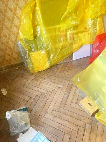 Продаж квартири пр.Миру 9-А , 3кімн., 49.к кв.м. Дарницька площа