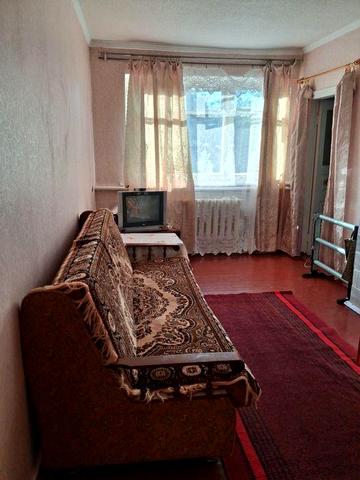 Продається 3-кімнатна квартира з господарськими будівлями в м. Христинівка