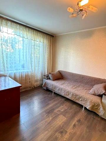 Продам 1 кв ,ГАЗ , Алексеевка, пр Победы
