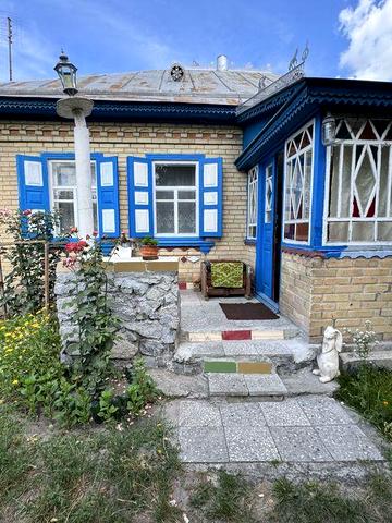 Продаж  цегляного будинку в селі Мельники, Золотоніського району!