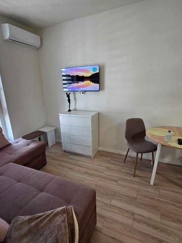 Здаю двгостроково нову 1.5к.кв. ЖК Квадрат