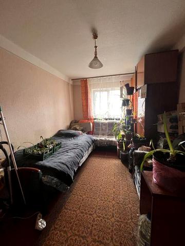 Продаж 1/2 частки 3-к квартири, Оболонський р-н, вул. Петра Калнишевського буд.1