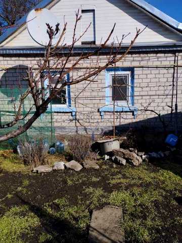 Продам пол дома в Марганце.