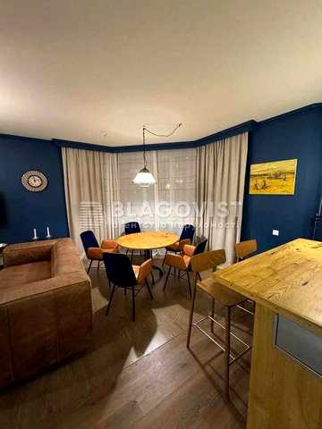 Простора 2-кімнатна квартира 95 м² біля метро Вирлиця, м.Харківська