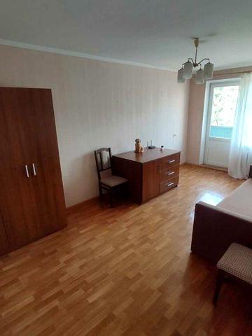 Здам 1 кімнатну квартиру вул Симиренко