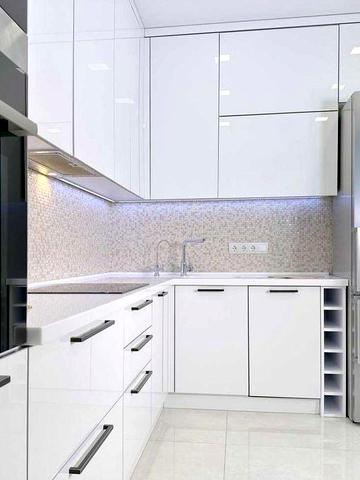 Простора 1-кімнатна квартира 71 м² з гардеробною в ЖК «Євромісто», Жулянська 2 - А ЖК Євромісто