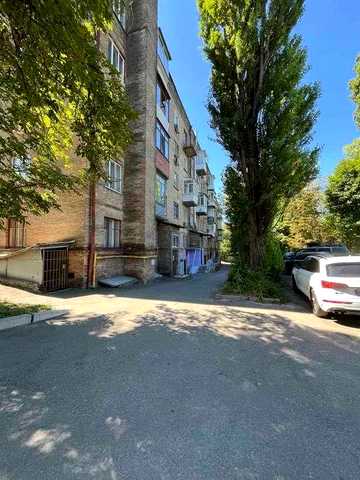 Продаж 2 кімнатної квартири вулиця Академіка Ромоданова 19 Шевченківський район