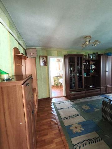 Продається житловий будинок та  просторий цех для бізнесу .