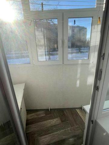 Сдам 1к.кв, Салтовское шоссе, 2 этаж, супер локация, возле АТБ и Класса