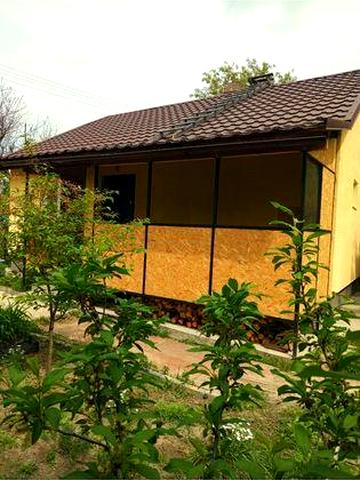 Нова дача в Забірї, біля лісу. Власник.