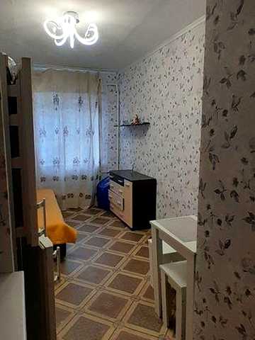 Продам из.квартиру в доме гостинного типа