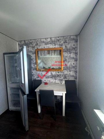 Продаж 1-кімн. квартири в Розсошенцях, 37 м², 5/5 пов.