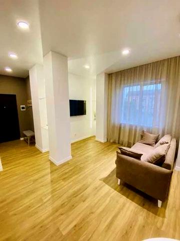 Продаж 1к квартири ЦЕНТРАЛЬНИЙ РИНОК (24286)