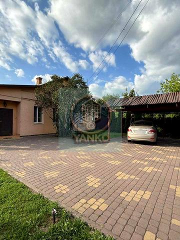 Оренда 2 кім частини будинку - Урожай, паркомісце, зелена зона!