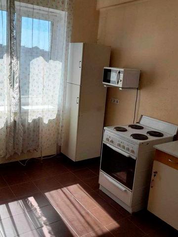 Продається 1 кімнатна. М. Бровари, вул. Грушевського, 7. Без комісії