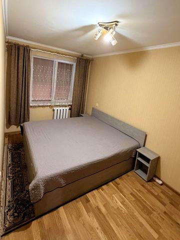 Здається 3-кімнатна квартира в районі Дніпро Плази зупинка Черемушки
