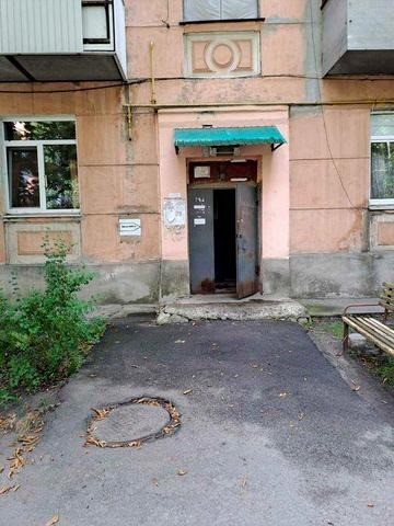 Продам 4 квартиру рн Чугуевский смт Слобожанское Харьковской обл
