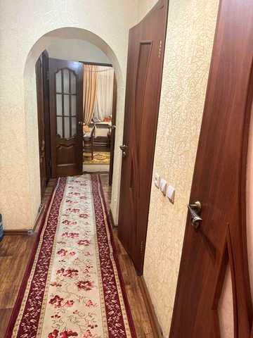 Продам 3-кімнатну квартиру з індивідуальним опаленням, р-н Сім Вітрів