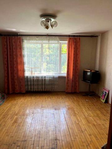 продаж 2-х кім квартири 52м, Голосіївський парк, метро, вул.Потехіна 12