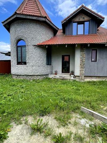 Продаж будинку .Басейн.Сауна.Річка.0