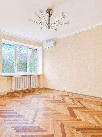 простора 3к квартира 72 кв.м без меблів, Лабораторна, 26-А/Антоновича/велика Васильківська