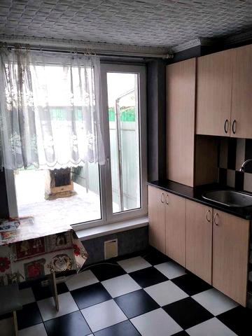 Продаж 2 кім. квартири в приватному секторі. 6 сот. + гараж. Климівка  №3586