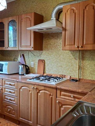Сдам 1к кв 38 м2 3/9 ГАЗ метро Салтовское ул. Метростроителей 15