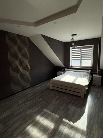 None 95000 USD