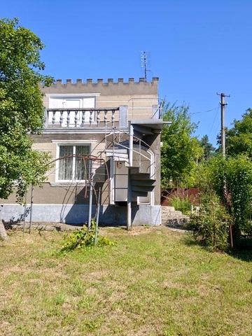 Продам дачу в закритому кооперативі