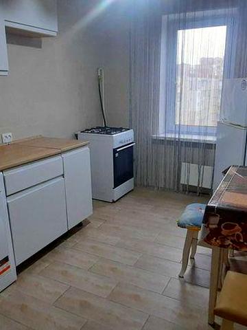 Сдам 1 комн. кв. на Троещине по прсп. Красной Калины (В доме Газ)