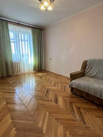 Продаж 2 кімнати 51 м2, вул. Керамічна (Княгині Ольги) цегляний будинок (чешка). Чудовий варіант для проживання. Є відеоогляд